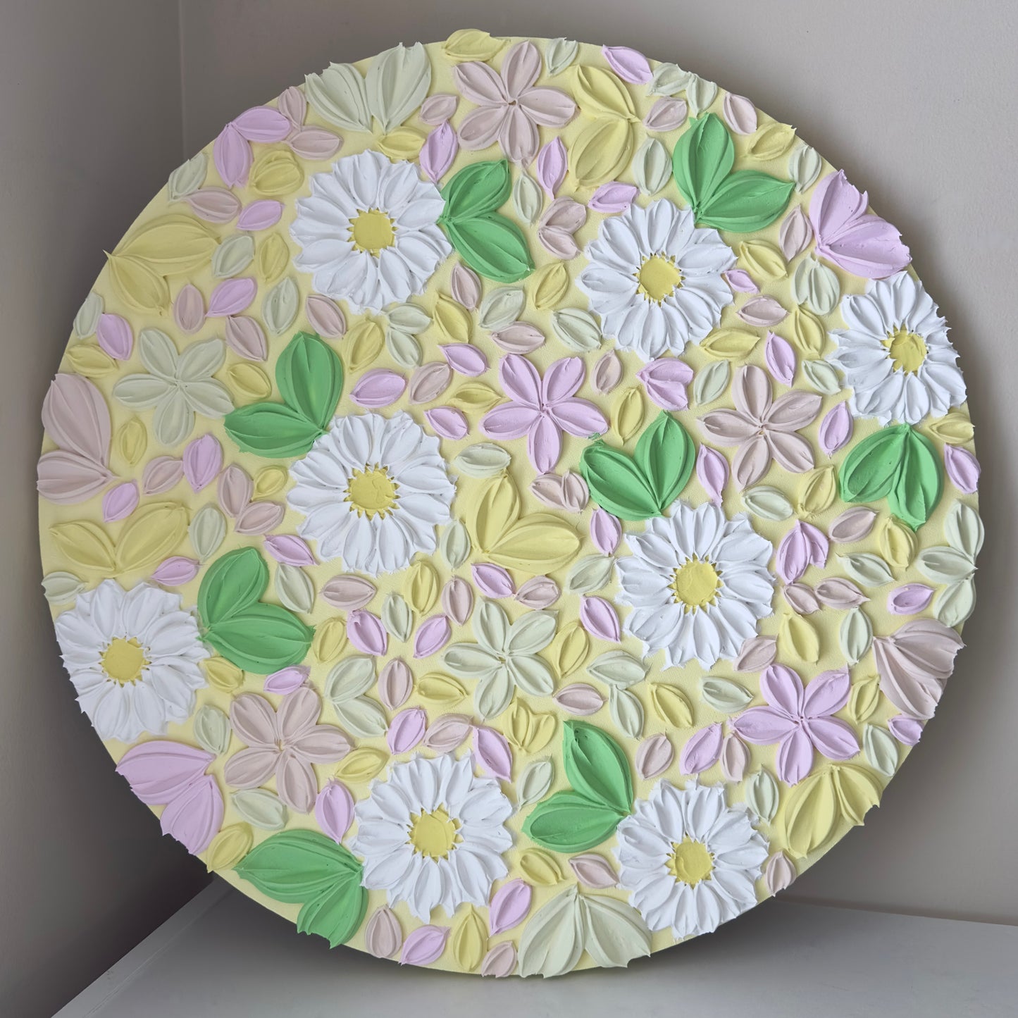 "Daisy Love" - 50cm round